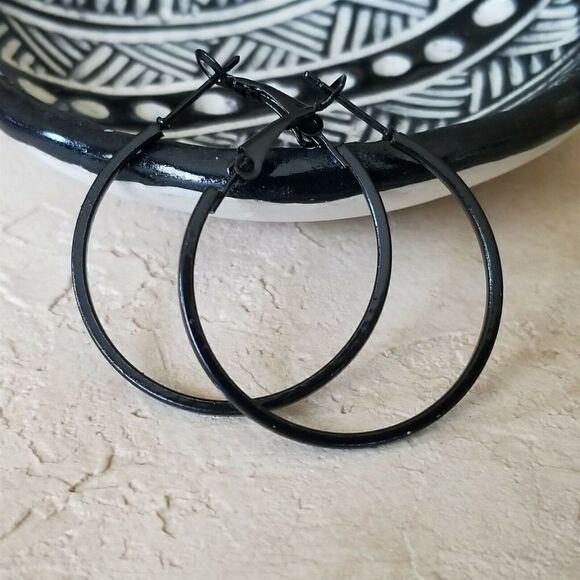 Sleek Black Enamel Hoop Earrings 35mm 1.4" Leverback Minimalist Classic Style - Picture 1 of 4